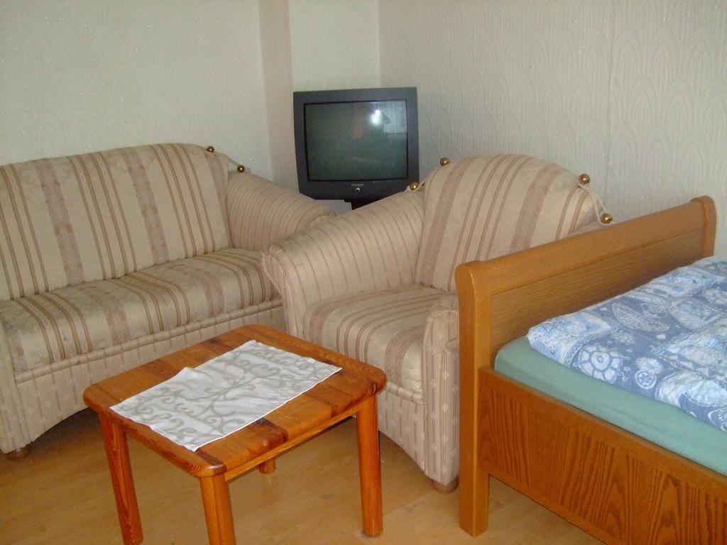 Apartment Monteure Schlangenwall *